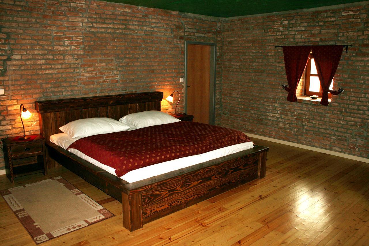 Chateau Krakovany 외부 사진