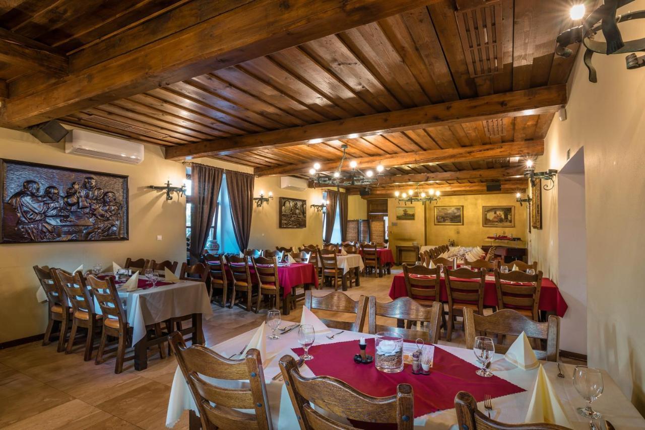 Chateau Krakovany 외부 사진